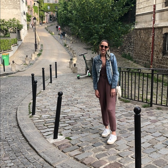 Meet your Posher, Kristen - Picture 1 of 1